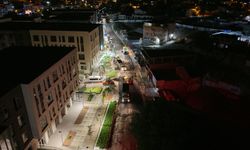 Kahramanmaraş'ta Şeyh Adil Caddesi Yenileniyor! Asfalt Serimi Başladı