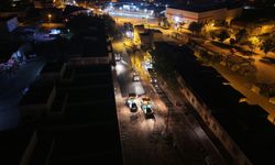 Kahramanmaraş'ta Gece Gündüz Asfalt Mesaisi! Toptancılar Sitesi Yenileniyor