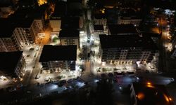 Kahramanmaraş’ta 4 sokakta asfalt çalışması: Ekipler gece de sahada
