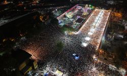 Kahramanmaraş'ta Funda Arar Konserinde Coşku Zirveye Çıktı