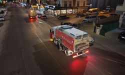 Kahramanmaraş Afşin'de o cadde köpüklü suyla baştan sona yıkandı