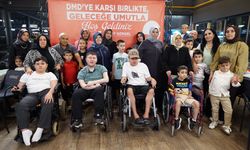 Kahramanmaraş’ta DMD’li çocuklar unutulmadı: Aileleriyle bir araya geldiler