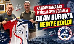 Kahramanmaraş İstiklalspor Forması Okan Buruk’a Hediye Edildi