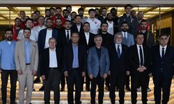 Başkan Görgel’den Kipaş İstiklal Basketbol Takımı’na destek mesajı
