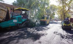 Kahramanmaraş'ta Yol Standardı Yükseliyor: 1 Kilometrelik Caddeye Sıcak Asfalt