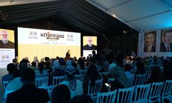 Prof. Dr. Kemal Sayar Kahramanmaraş'ta Konuştu: Ekran Bağımlılığı Hayatımızı Nasıl Çalıyor?