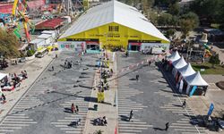 Kahramanmaraş Kitap Fuarı’na Öğrenci Akını: Binlerce Genç Yeni Dünyalar Keşfediyor!