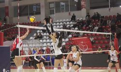Kahramanmaraş’ta Filenin Sultanları Esti Geçti: Antepia Karşısında Net Galibiyet!