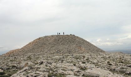 "DEDE"NİN 2 BİN 700 YILLIK TARİHİ GÜN YÜZÜNE ÇIKIYOR