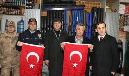 Kahramanmaraş'ın Pazarcık İlçesi Türk Bayraklarıyla donatıldı