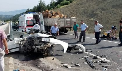 Kahramanmaraş'ta dehşet! Trafik kazasında 3 kişi öldü, 2 kişi ağır yaralandı