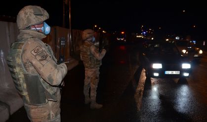 Kahramanmaraş'ta araç giriş çıkışları durduruldu