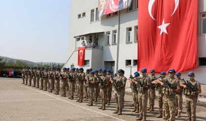 Suriye'ye gidecek olan komandolar Kahramanmaraş'tan uğurlandı!