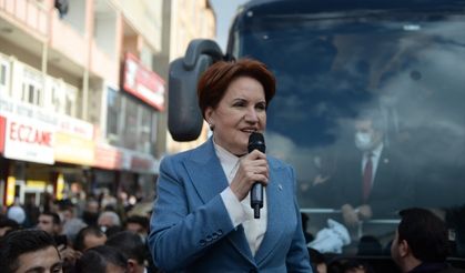 Meral Akşener Kahramanmaraş'a gelerek vatandaşlarla bir araya geldi!