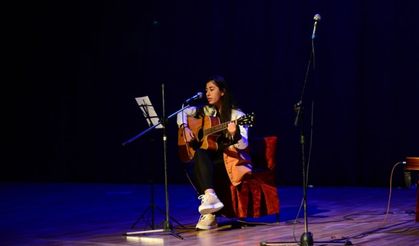 Kahramanmaraş Sütçü İmam Üniversitesi tarafından öğrencilere Bahar Yarıyılına ‘Hoş Geldin’ Konseri