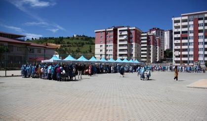 Akşemseddin İmam Hatip Ortaokulu ve Lisesinde Kermes ve Sergi