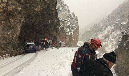 Kahramanmaraş'ta korkunç kaza, uçurumdan uçtu!