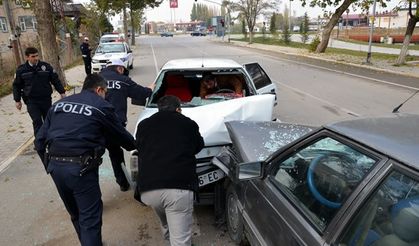 Kahramanmaraş'ta trafik kazaları: 8 yaralı