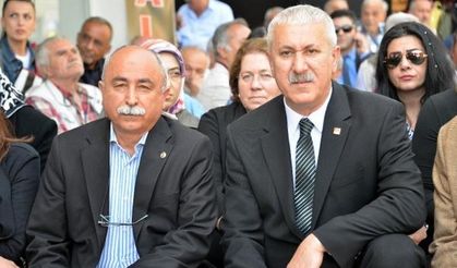 CHP Kahramanmaraş Teşkilatı OHAL'e karşı oturma eylemi düzenledi