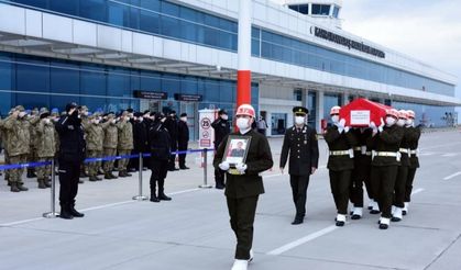 Şehit Teğmen Murat Alyakut, Kahramanmaraş'ta son yolculuğuna uğurlandı