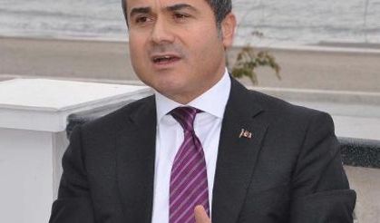 AK Partili eski Bakan Suat Kılıç'ın yeni imajı olay yarattı