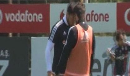 Beşiktaş Tolgay Arslan Olcay Şahan kavga anı görüntüleri - 27 Nisan 2016