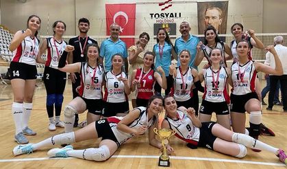 Kahramanmaraş'ı Voleybolda Temsil Eden Türkoğlu Filede 2. Lige Yükseldi!