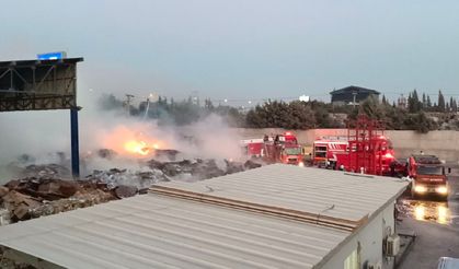 Kahramanmaraş'ta Kağıt toplama merkezinde çıkan yangın kontrol altına alındı!