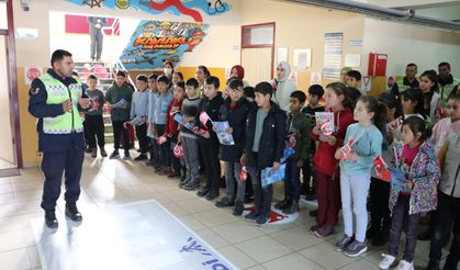 Kahramanmaraş’ta Trafik Temalı Okul Koridoru Projesi Tam Not Aldı!