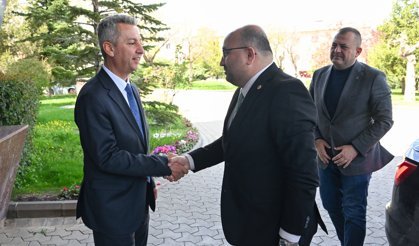 AK Parti Milletvekili Mehmet Şahin’den KSÜ Rektörü Okumuş’a "Hayırlı Olsun" Ziyareti