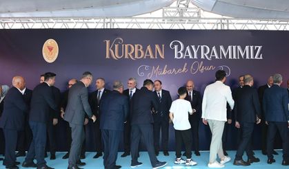 Kahramanmaraş’ta Bayram Coşkusu! Milli İrade Meydanı’nda Yoğun Katılım