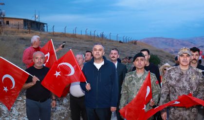 Kahramanmaraş’ta Ahır Dağı’nın zirvesinde 30 Ağustos coşkusu