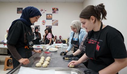 Kahramanmaraş’ta 552 genç yaz tatilinde 24 farklı branşta eğitim aldı
