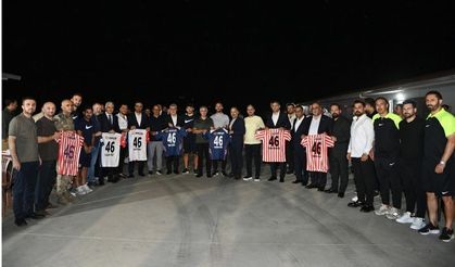 Kahramanmaraş İstiklalspor’da 2. Lig hazırlığı: Protokol tesislere çıkarma yaptı