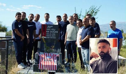 Kahramanmaraş İstiklalspor’dan Hakan Doğan’a vefa: Mezarına forma bıraktılar