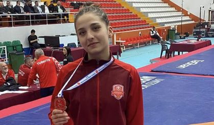 Kahramanmaraşlı milli güreşçiler Balkan Şampiyonu oldu!
