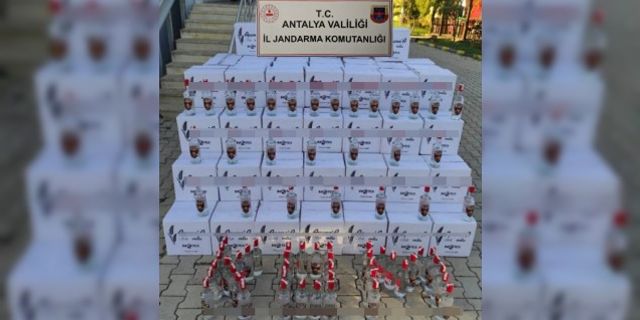 Antalya'da 1800 litre sahte alkol ele geçirildi!