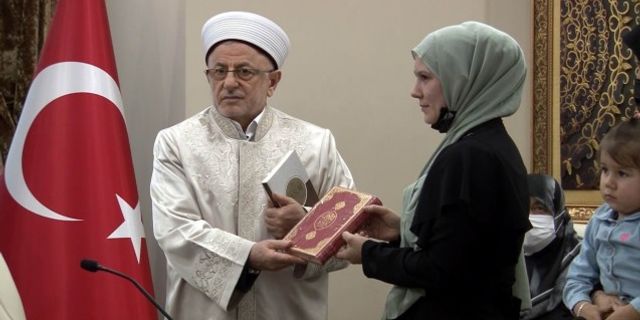 Müslümanlardan etkileyen Alman kadın İslamiyeti seçti: Yeni doğmuş gibiyim