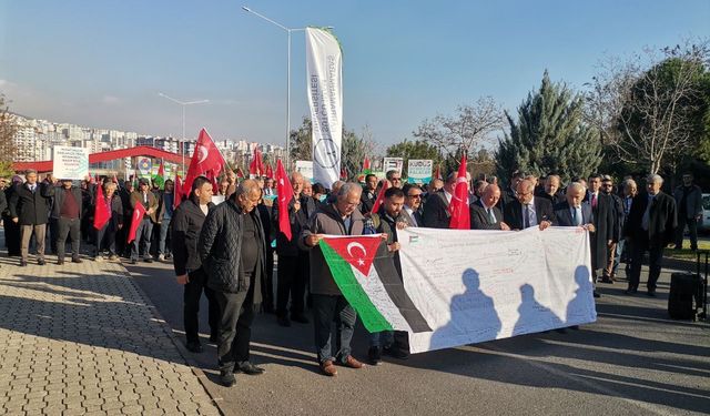 Kahramanmaraş'ta Üniversiteliler Ve Akademisyenler Gazze İçin Yürüdü!