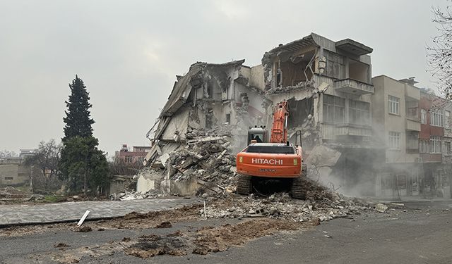 Kahramanmaraş'ta Deprem Sonrası Yıkım, Yüzde 85 Tamamlandı!