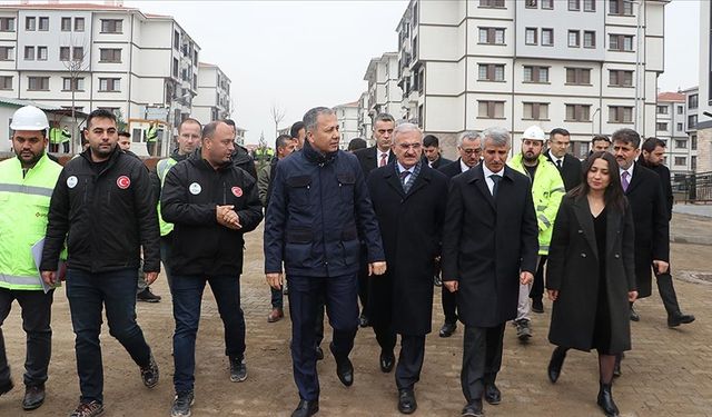 Bakan Yerlikaya, Kahramanmaraş'taki Deprem Konutlarını İnceledi!