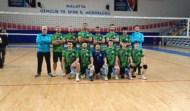 Kahramanmaraş Gençlikspor Voleybol Takımı 2. Lig'e Yükseldi!