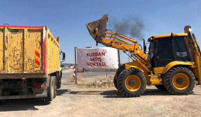 Kahramanmaraş'ta Bayramda Hijyen Atağı: Hayvansal Atıklar Toplanıyor