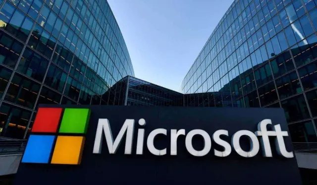 Microsoft Bağlantılı Tüm Sistemler Çöktü: Uçuşlar Durduruldu, Bankalar İşlem Yapamıyor