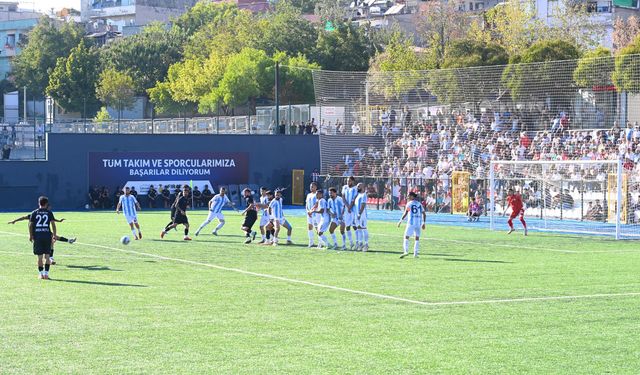 Kahramanmaraşspor, Zorlu Maçı Kazandı: Başkan Görgel ve Taraftarlardan Büyük Destek!