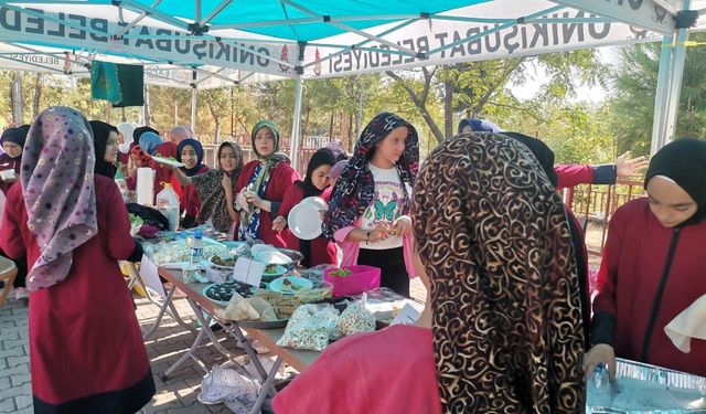 Kahramanmaraş’ta Hayır Çarşısı: Geliri Gazze’ye Gönderilecek