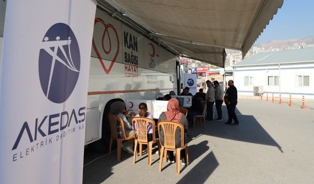 Kahramanmaraş ve Adıyaman’da AKEDAŞ ve Kızılay İş Birliğiyle Kan Bağışı