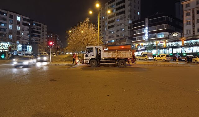 Kahramanmaraş'ta Yağış ve Buzlanma Önlemleri: Ekipler Sahada!