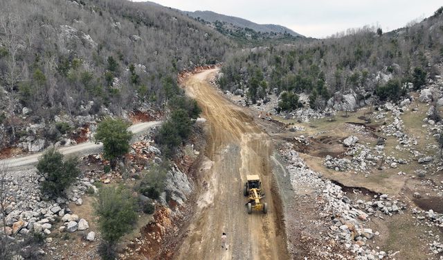 Kahramanmaraş Andırın'da Yol Genişletme Çalışmaları Başladı!