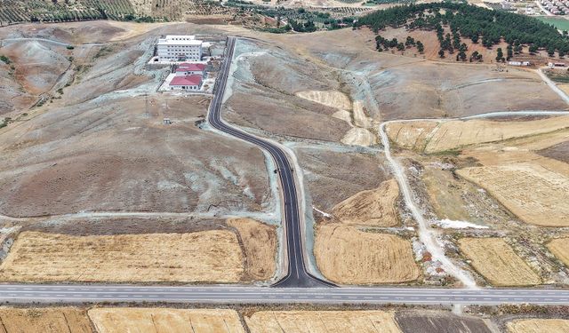 Kahramanmaraş Büyükşehir’den Türkoğlu’na 11 Milyon TL’lik Yol Yatırımı